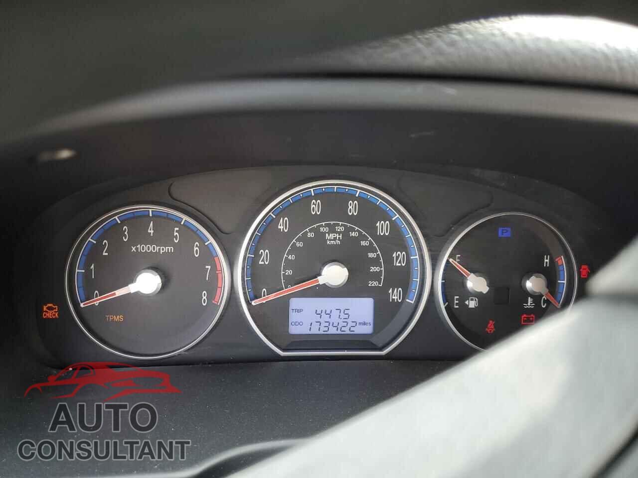 HYUNDAI SANTA FE 2009 - 5NMSG73D29H230650