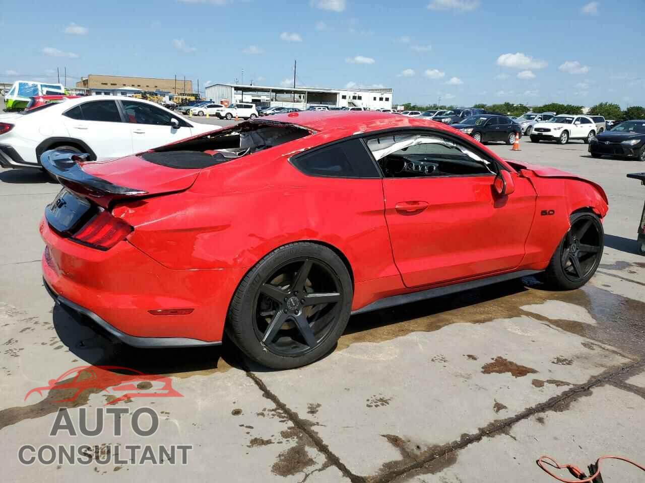FORD MUSTANG 2018 - 1FA6P8CF3J5100141