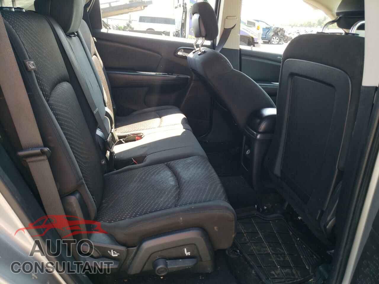 DODGE JOURNEY 2015 - 3C4PDDBG8FT600863