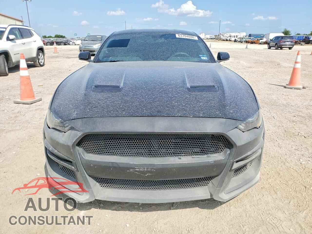 FORD MUSTANG 2018 - 1FA6P8CF0J5146526