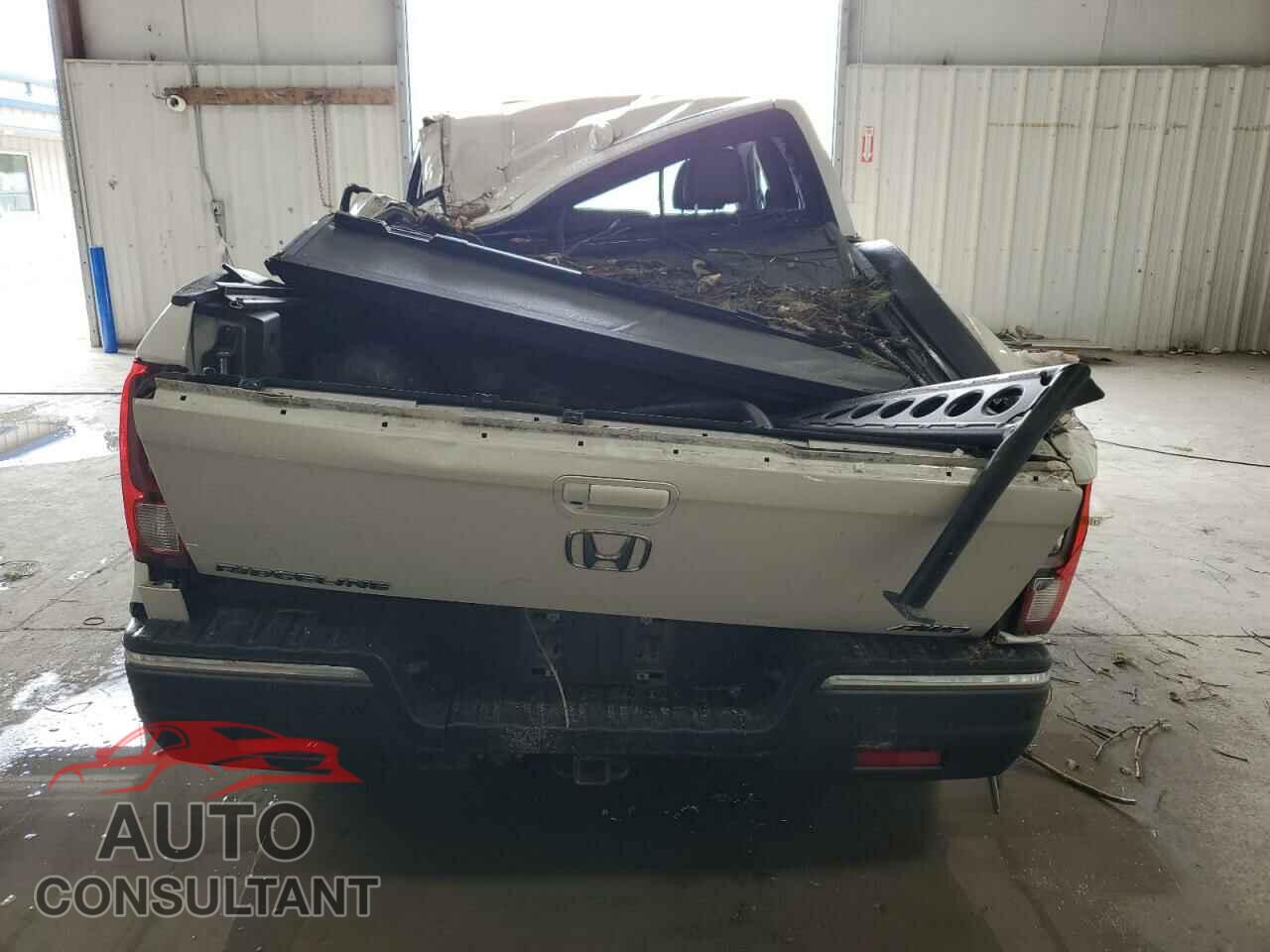 HONDA RIDGELINE 2018 - 5FPYK3F73JB017002
