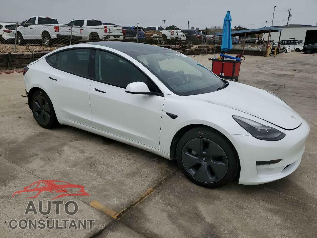 TESLA MODEL 3 2023 - 5YJ3E1EAXPF398545