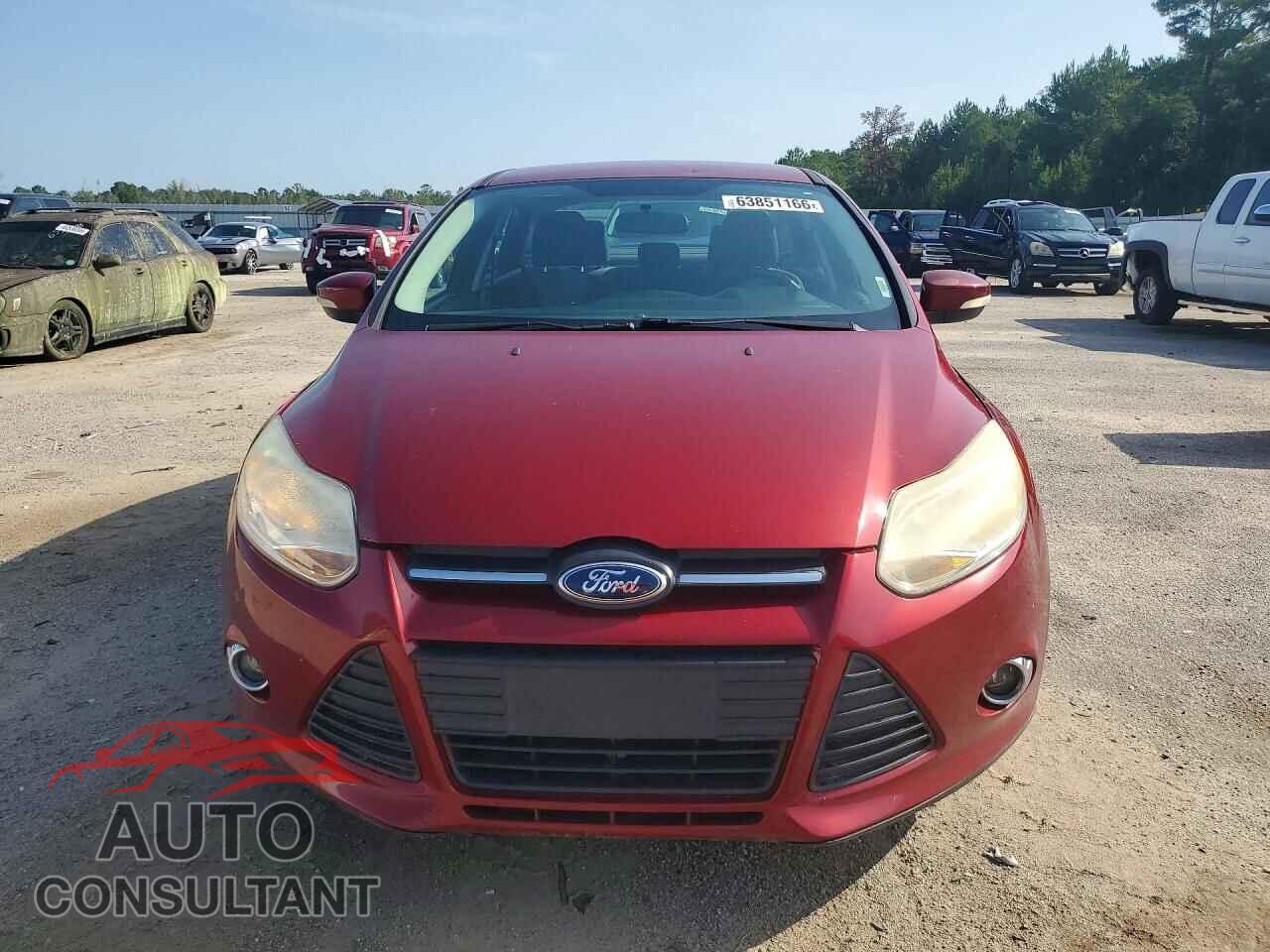 FORD FOCUS 2014 - 1FADP3F20EL286449