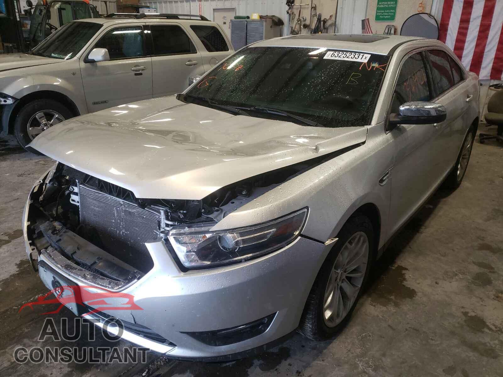 FORD TAURUS 2017 - 1FAHP2F84HG128192