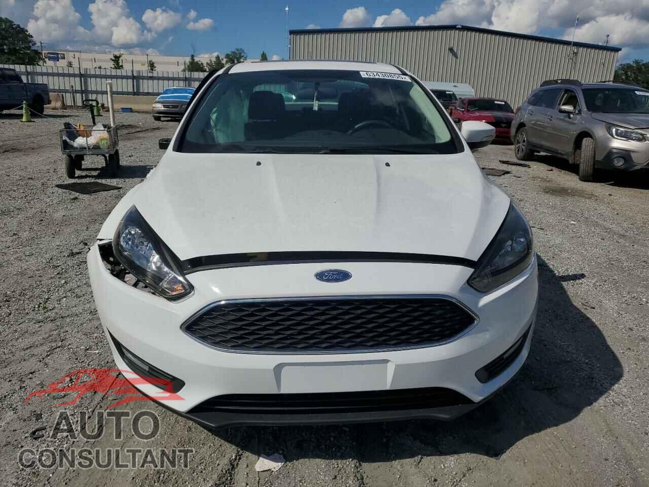 FORD FOCUS 2015 - 1FADP3F29FL277721