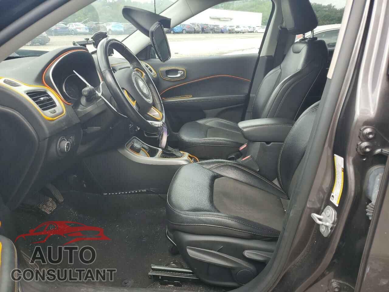 JEEP COMPASS 2020 - 3C4NJDBB4LT167641