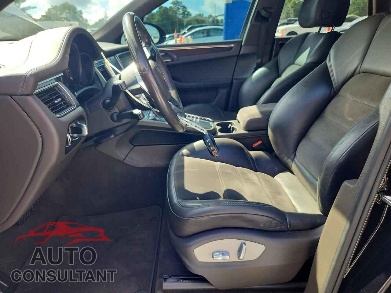 PORSCHE MACAN 2017 - WP1AG2A54HLB53754