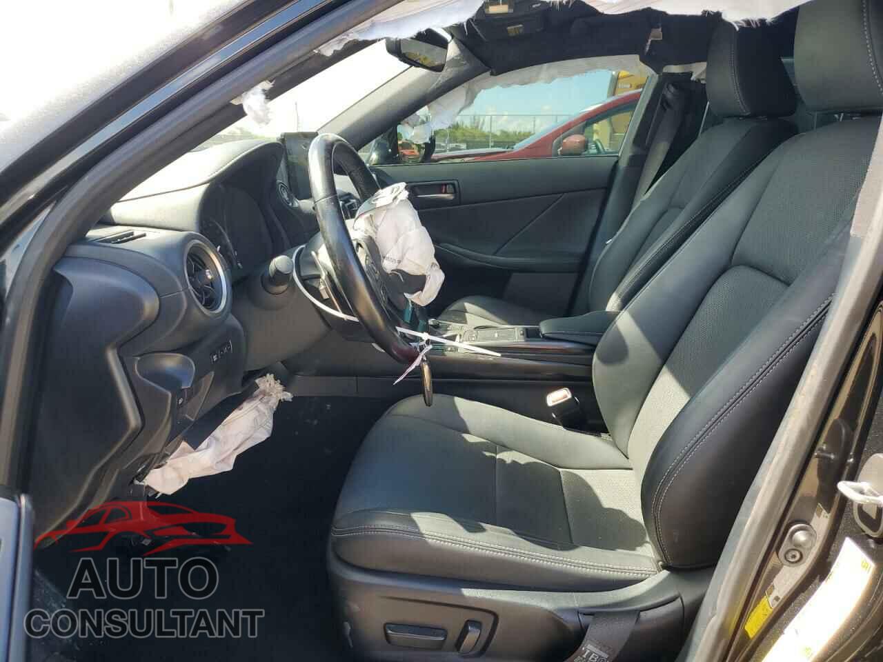 LEXUS IS 2021 - JTHCA1D22M5115492