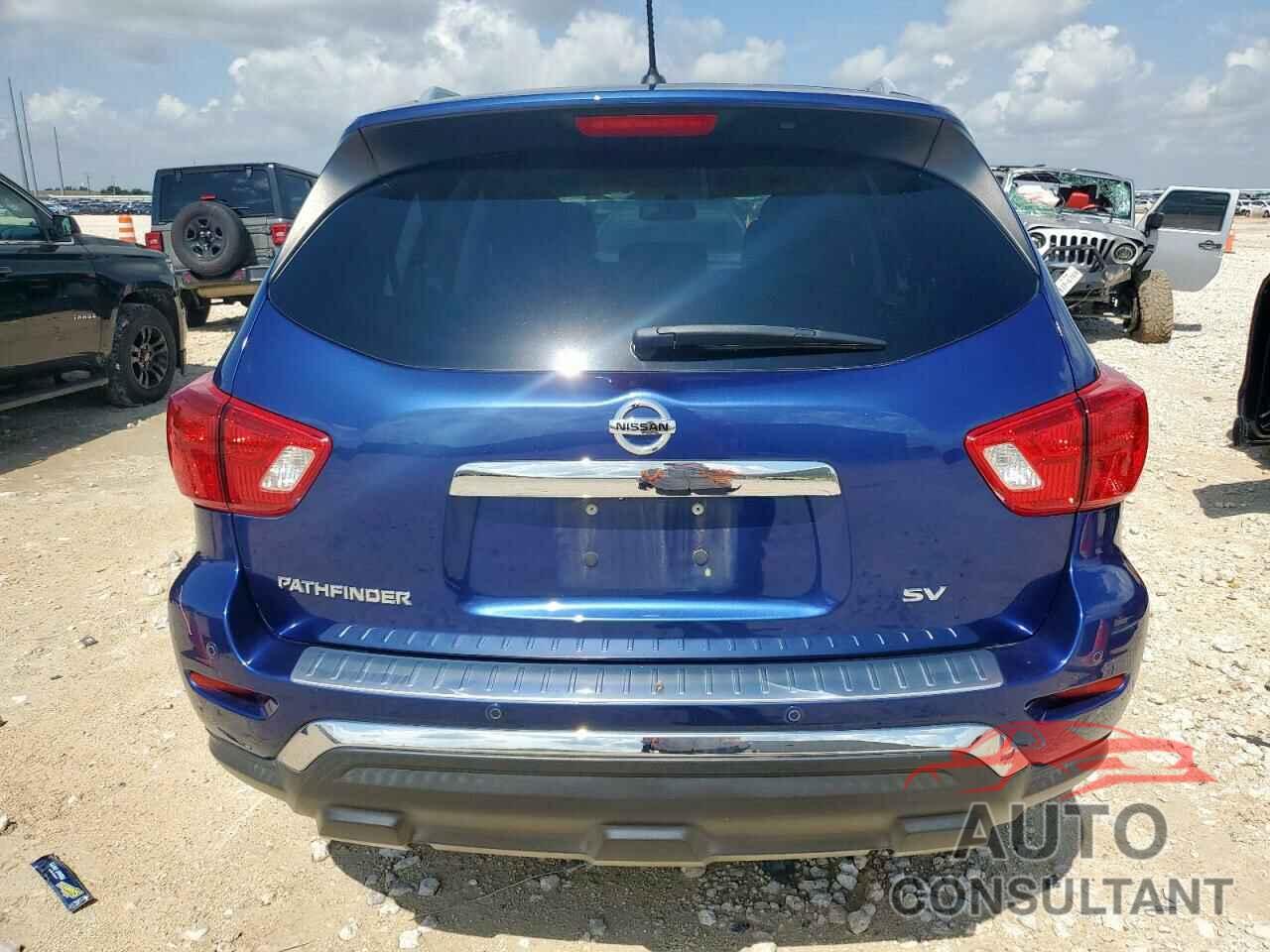 NISSAN PATHFINDER 2018 - 5N1DR2MN3JC678973