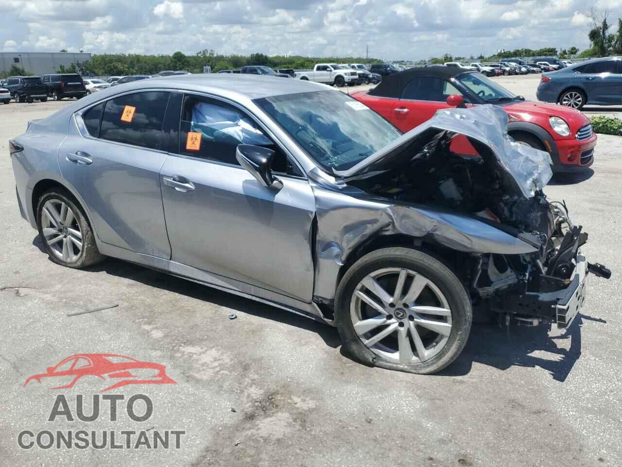 LEXUS IS 2021 - JTHAA1D25M5111623