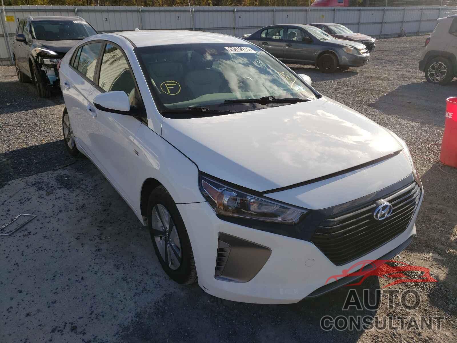 HYUNDAI IONIQ 2017 - KMHC65LC8HU031110