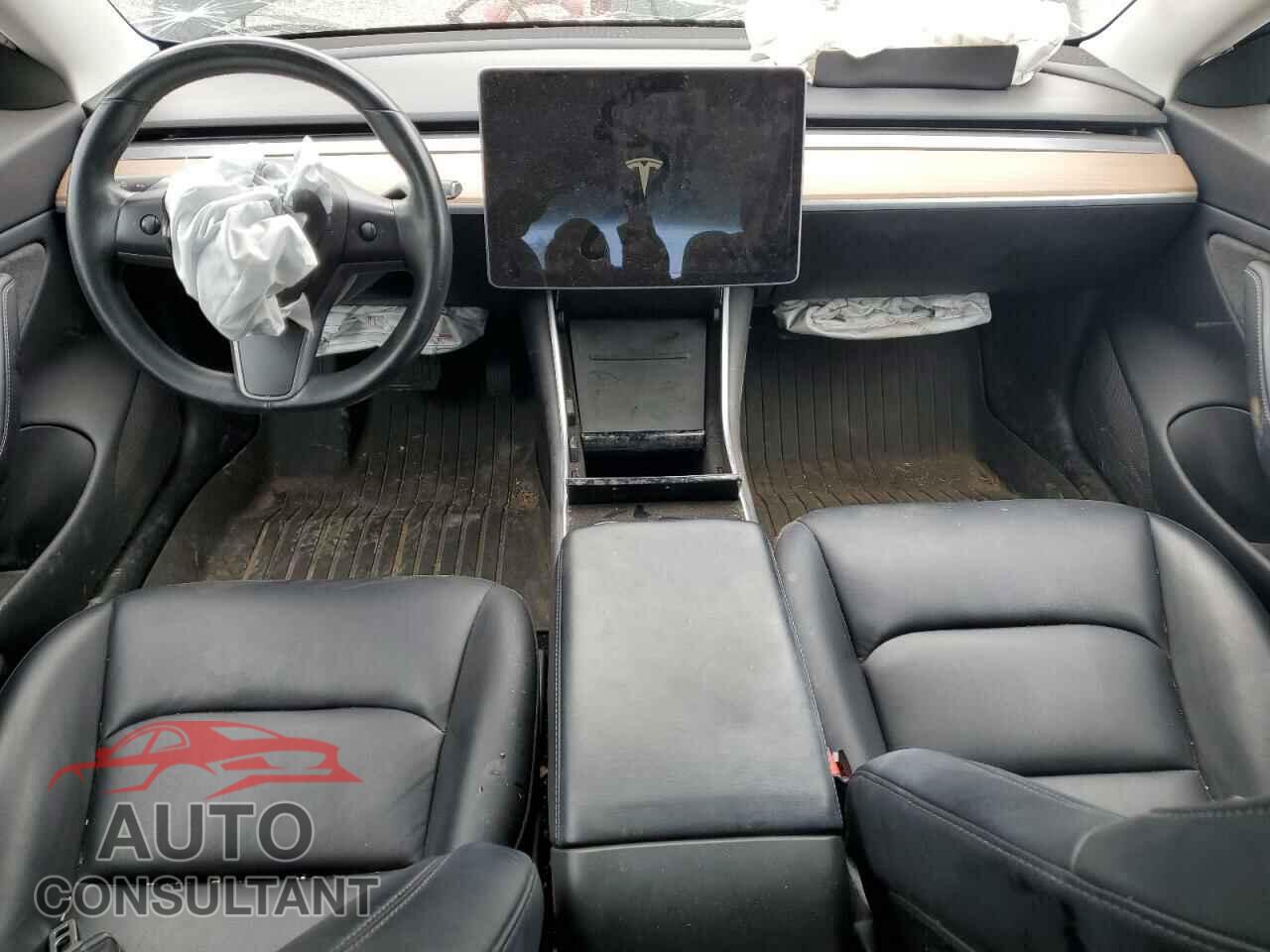 TESLA MODEL 3 2018 - 5YJ3E1EB3JF071954