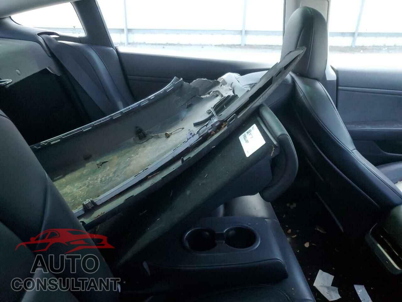 TESLA MODEL 3 2021 - 5YJ3E1EA2MF854324