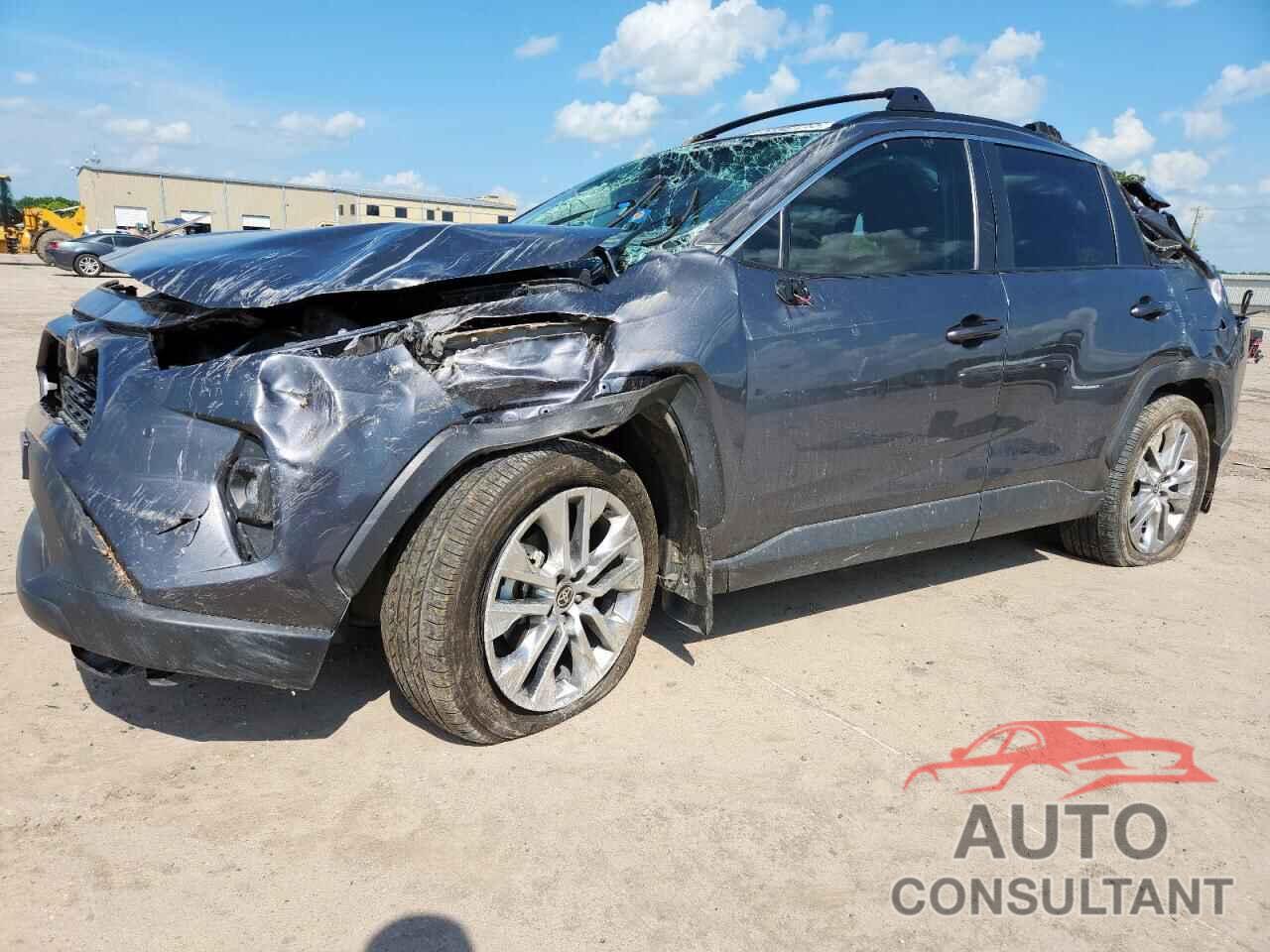 TOYOTA RAV4 2024 - 2T3C1RFV1RC263061