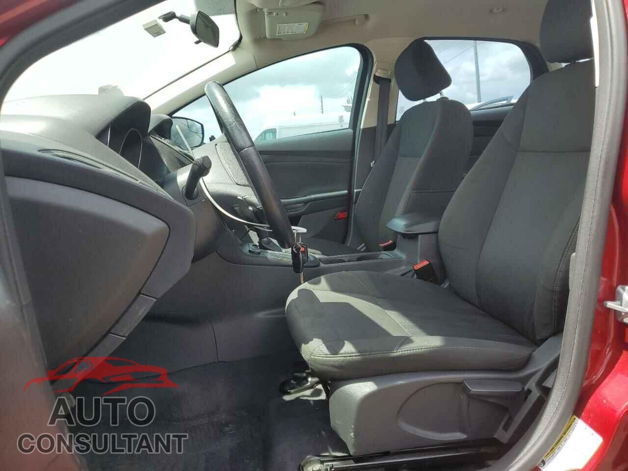 FORD FOCUS 2015 - 1FADP3F24FL332883