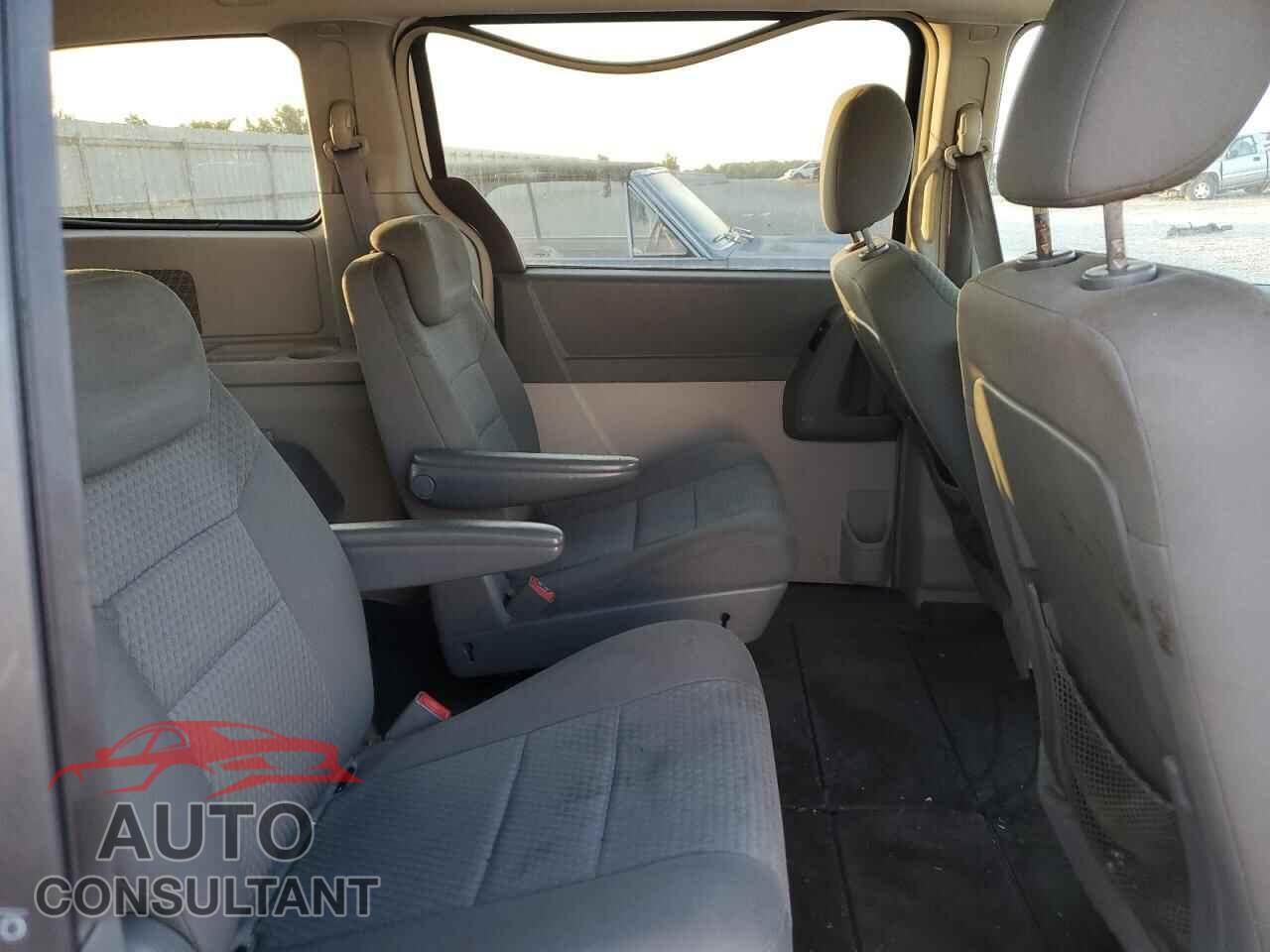 DODGE CARAVAN 2010 - 2D4RN5D17AR229617