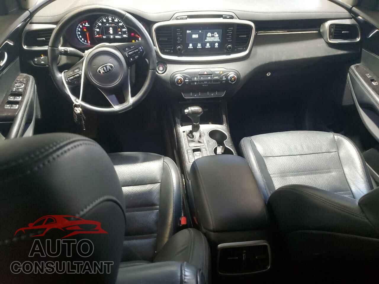 KIA SORENTO 2017 - 5XYPHDA59HG338110