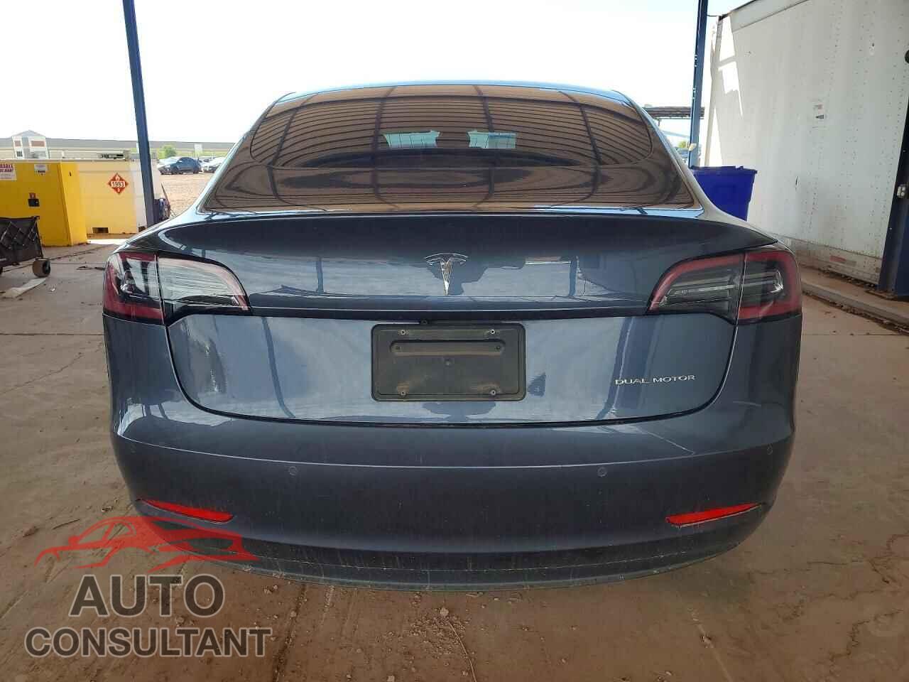 TESLA MODEL 3 2019 - 5YJ3E1EB1KF389220