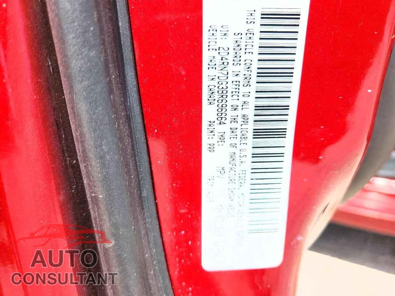 DODGE CARAVAN 2011 - 2D4RN7DG3BR696664