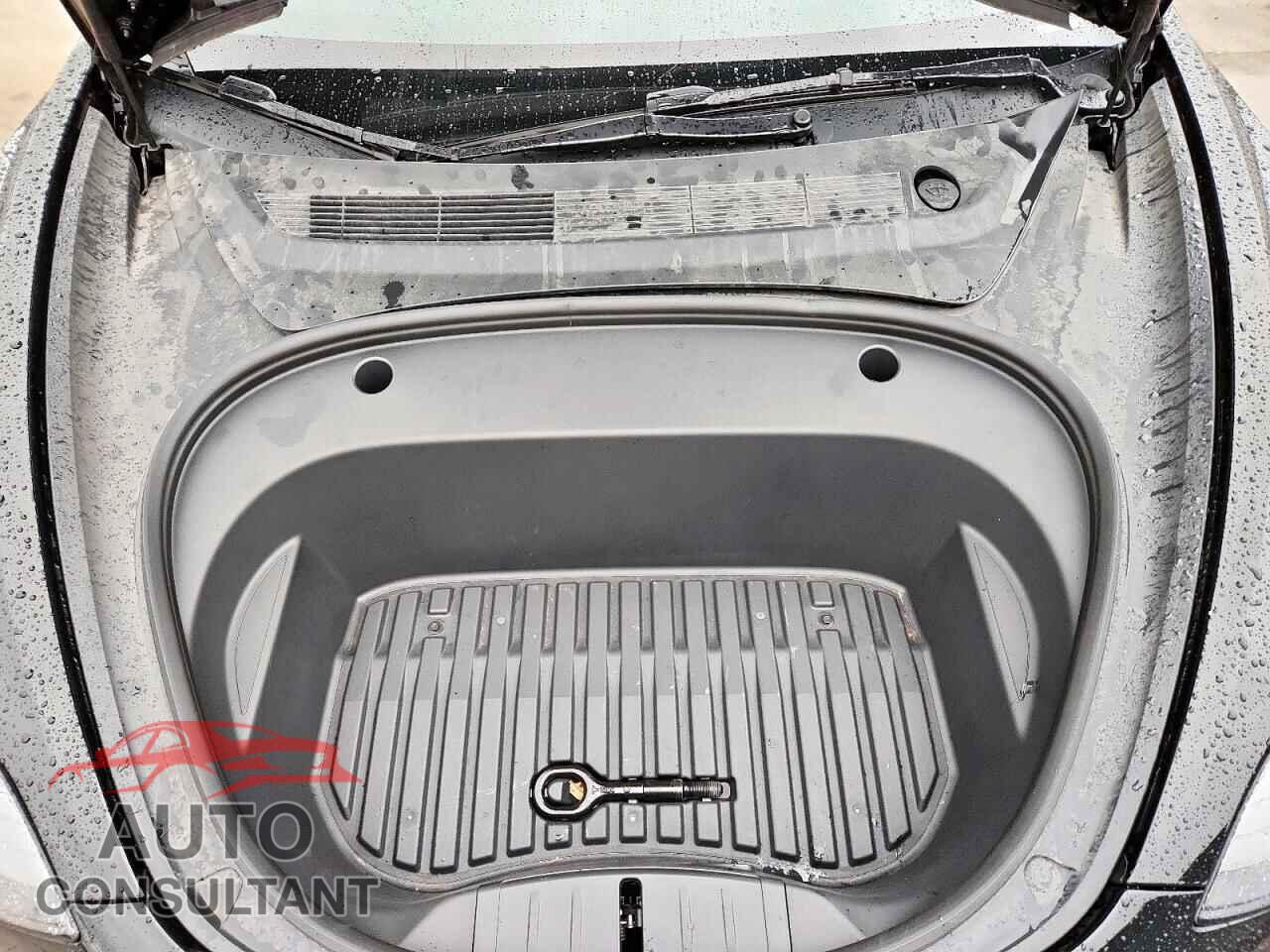 TESLA MODEL 3 2022 - 5YJ3E1EA2NF331046