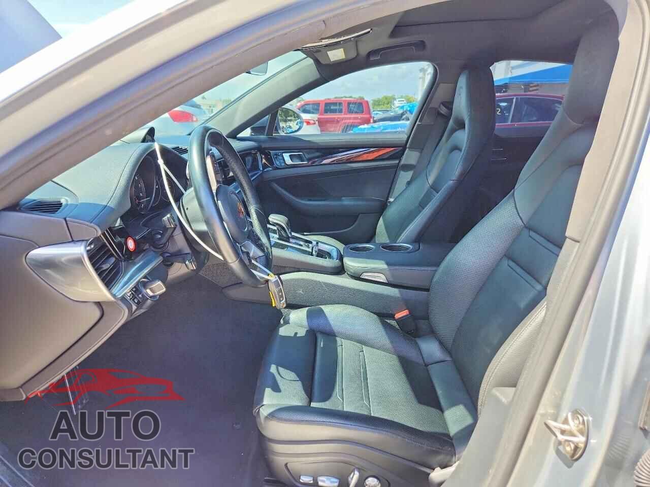 PORSCHE PANAMERA 2020 - WP0AE2A7XLL130562