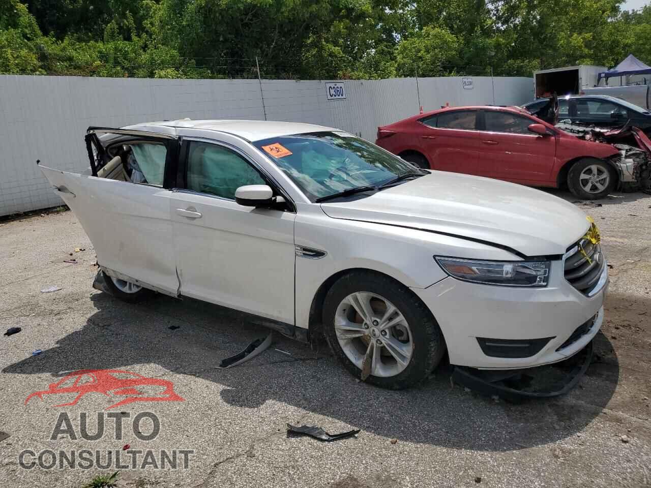 FORD TAURUS 2014 - 1FAHP2E84EG123636