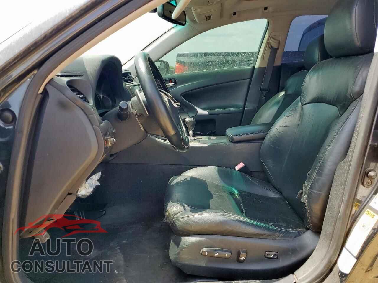 LEXUS IS 2009 - JTHBK262795100246