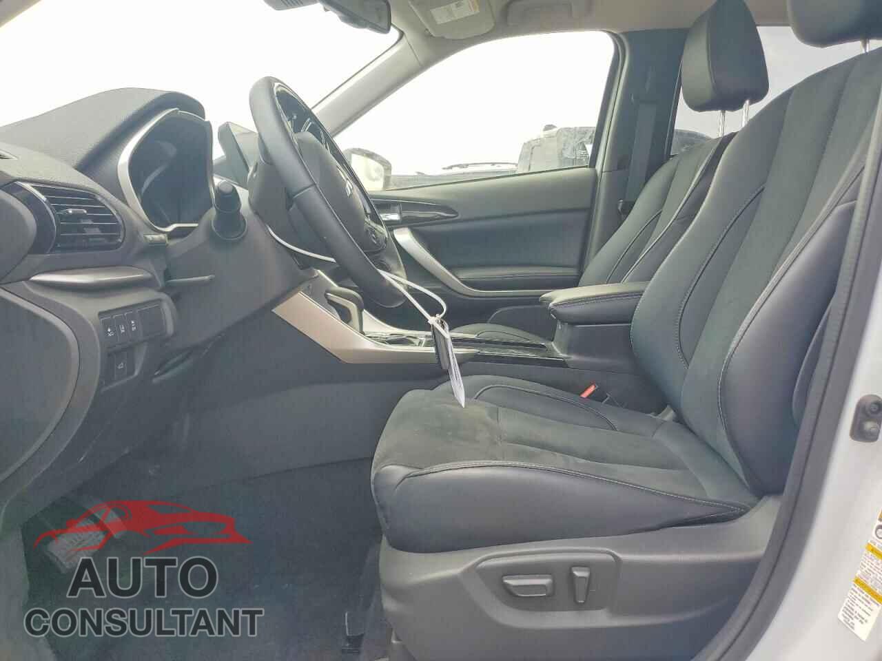 MITSUBISHI ECLIPSE 2025 - JA4ATWAA0SZ008047
