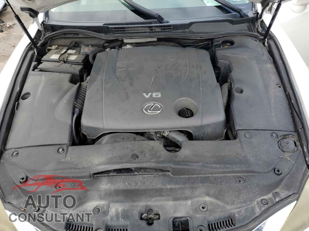 LEXUS IS 2012 - JTHCF5C27C5057047