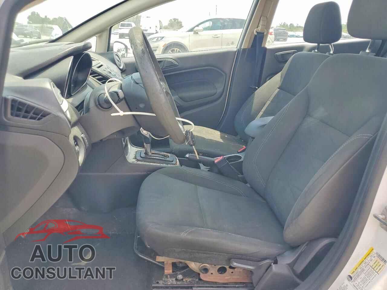 FORD FIESTA 2017 - 3FADP4BJ4HM143753