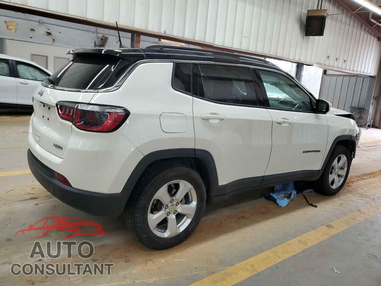 JEEP COMPASS 2018 - 3C4NJCBB6JT293149