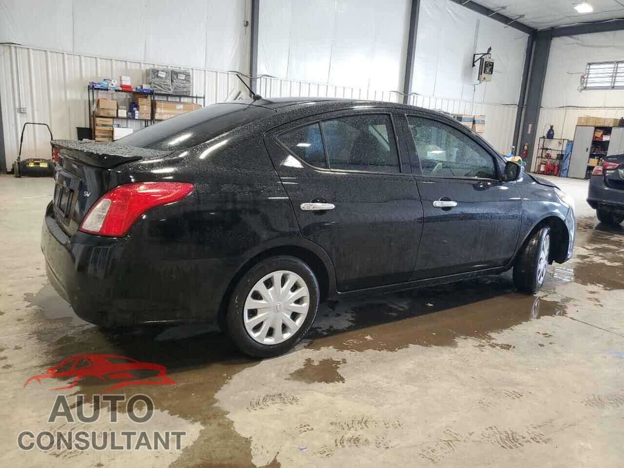 NISSAN VERSA 2019 - 3N1CN7AP3KL868635