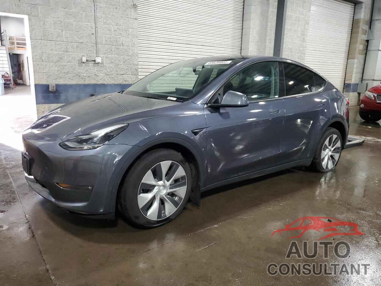 TESLA MODEL Y 2023 - 7SAYGAEE0PF782419