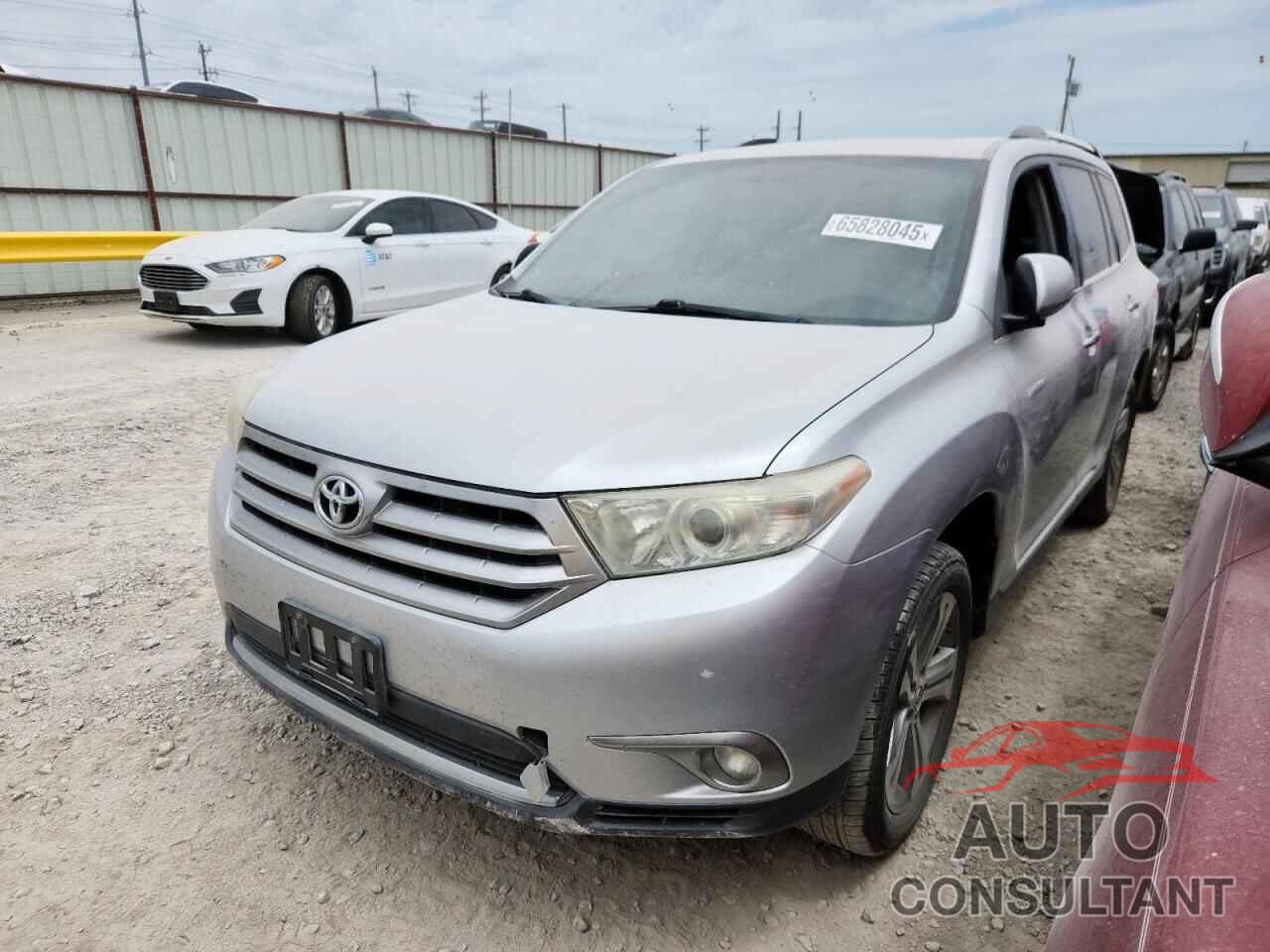 TOYOTA HIGHLANDER 2013 - 5TDYK3EHXDS101613