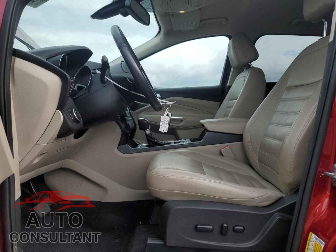 FORD ESCAPE 2017 - 1FMCU9JD3HUB55942