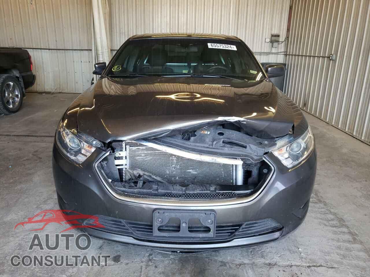 FORD TAURUS 2019 - 1FAHP2E81KG100245