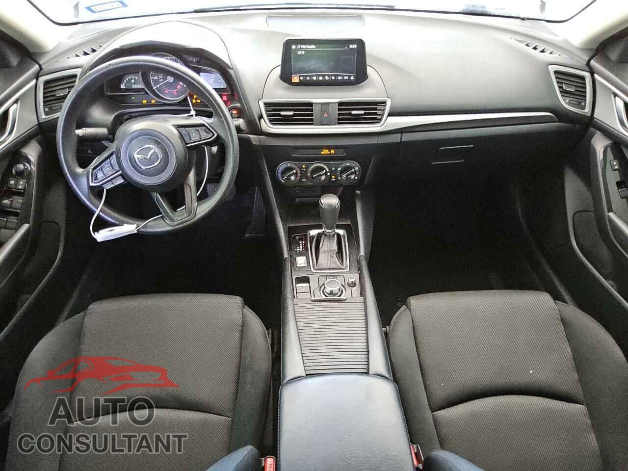 MAZDA 3 2017 - 3MZBN1K78HM152303