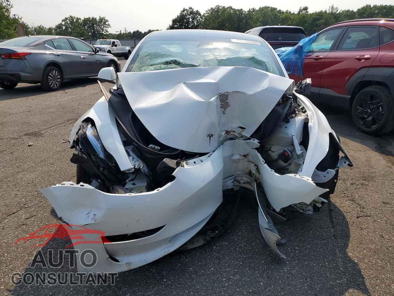 TESLA MODEL 3 2023 - 5YJ3E1EA4PF553977