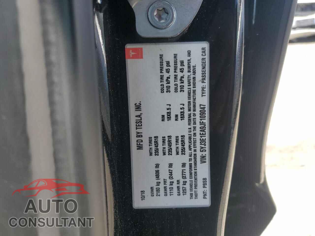 TESLA MODEL 3 2018 - 5YJ3E1EA9JF109047