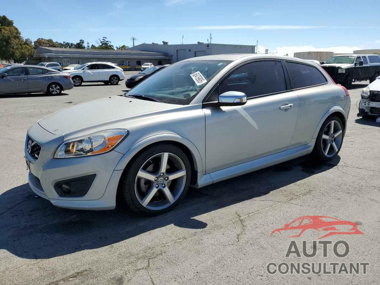 VOLVO C30 2011 - YV1672MK1B2192186
