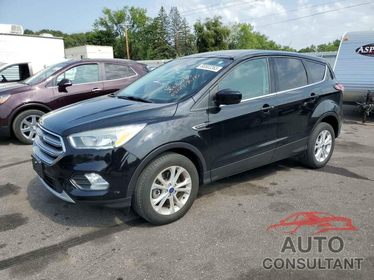 FORD ESCAPE 2017 - 1FMCU9GD9HUD39273