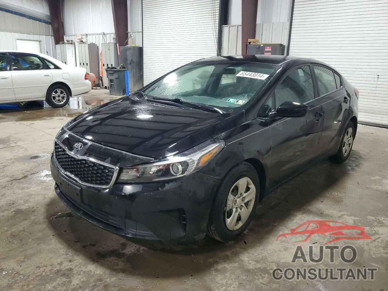 KIA FORTE 2018 - 3KPFL4A74JE164302