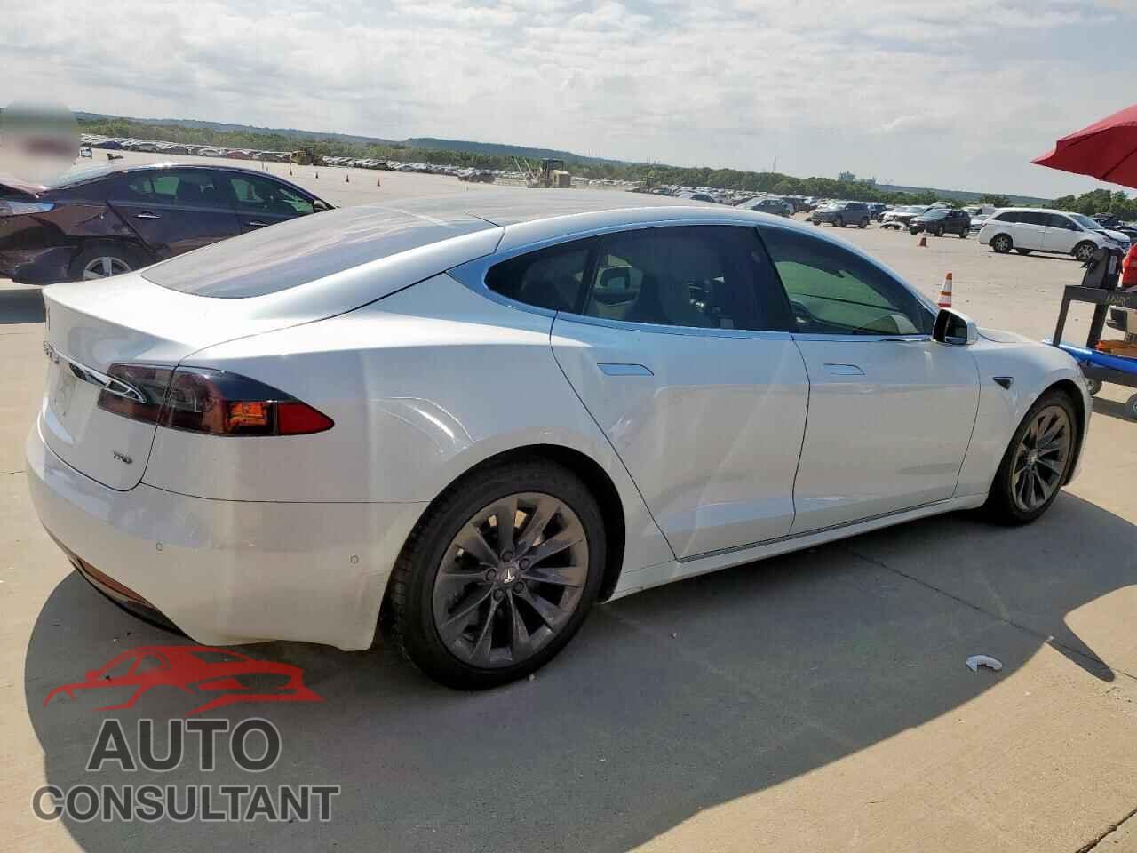 TESLA MODEL S 2017 - 5YJSA1E20HF220290