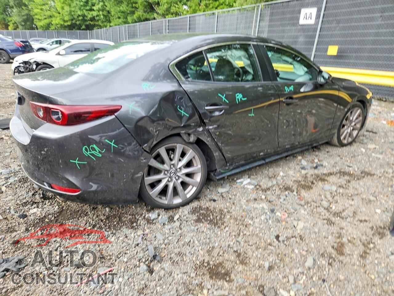 MAZDA 3 2022 - JM1BPABL8N1506985