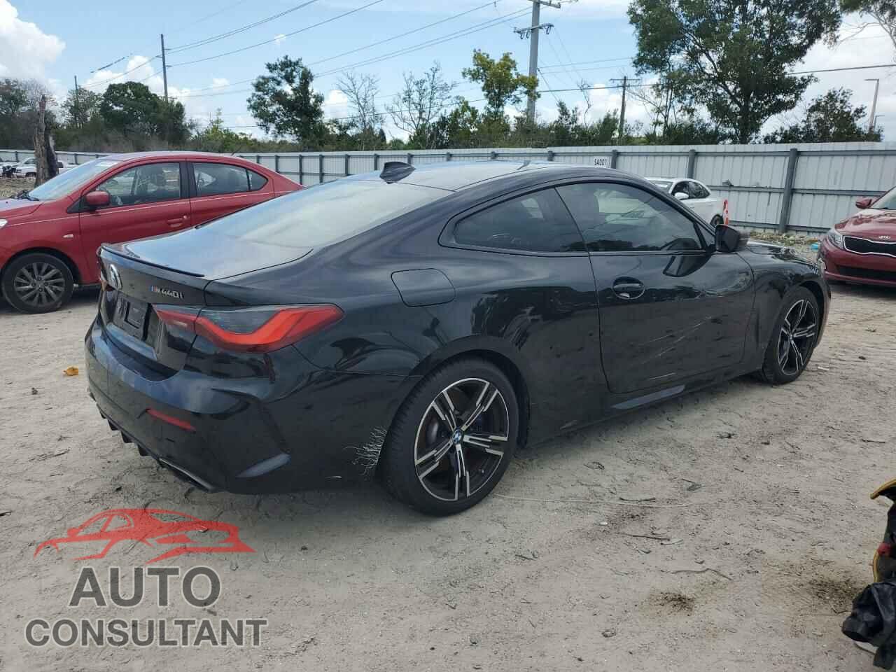 BMW M4 2021 - WBA13AR08MCF87606