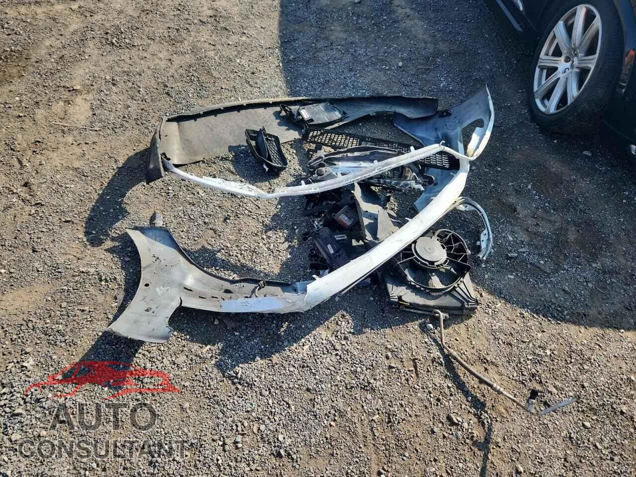 TESLA MODEL S 2014 - 5YJSA1H19EFP61921