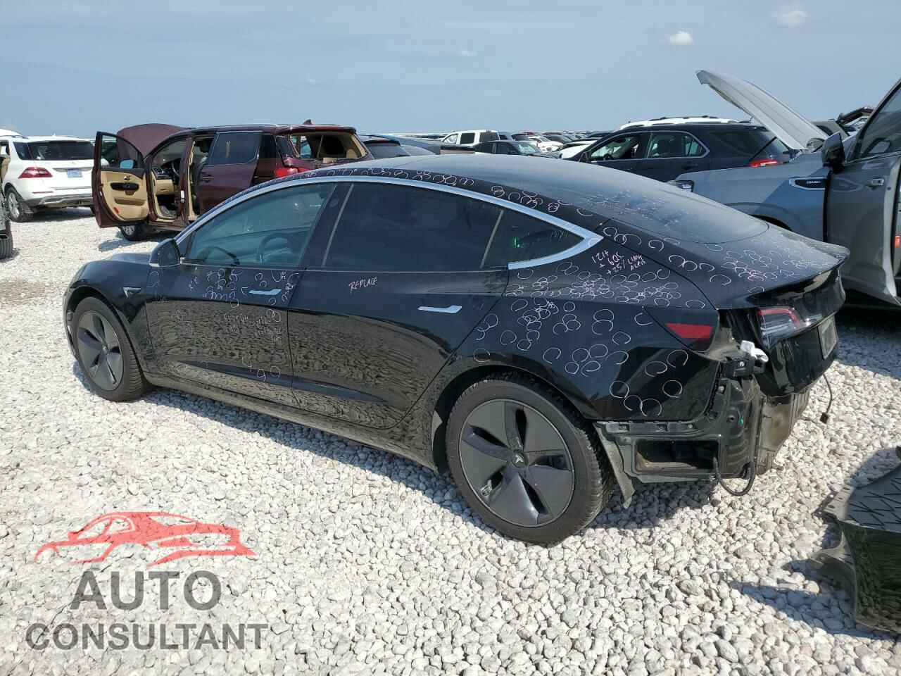 TESLA MODEL 3 2019 - 5YJ3E1EAXKF325393