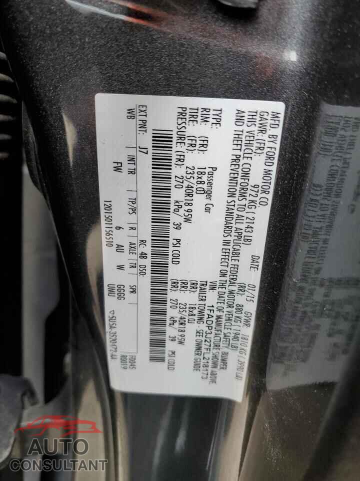 FORD FOCUS 2015 - 1FADP3J27FL218173