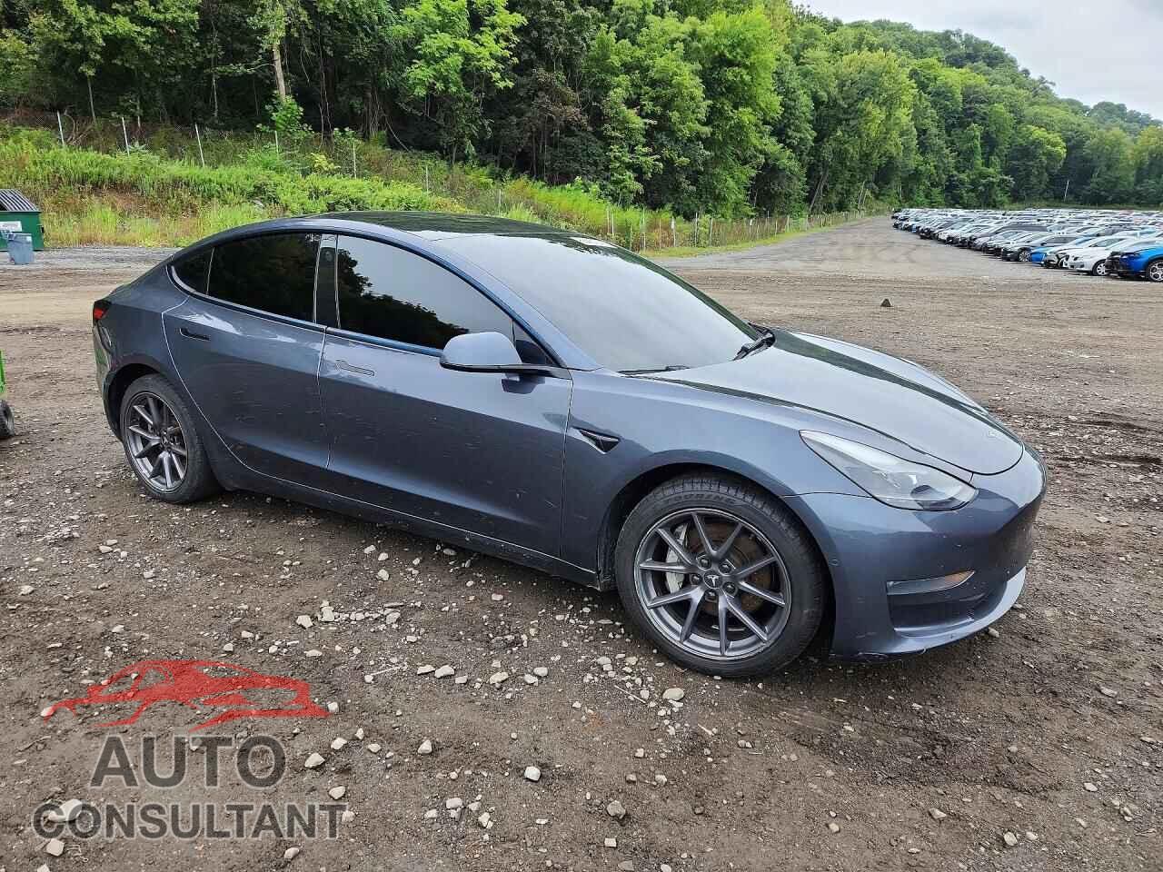 TESLA MODEL 3 2022 - 5YJ3E1EB3NF200166