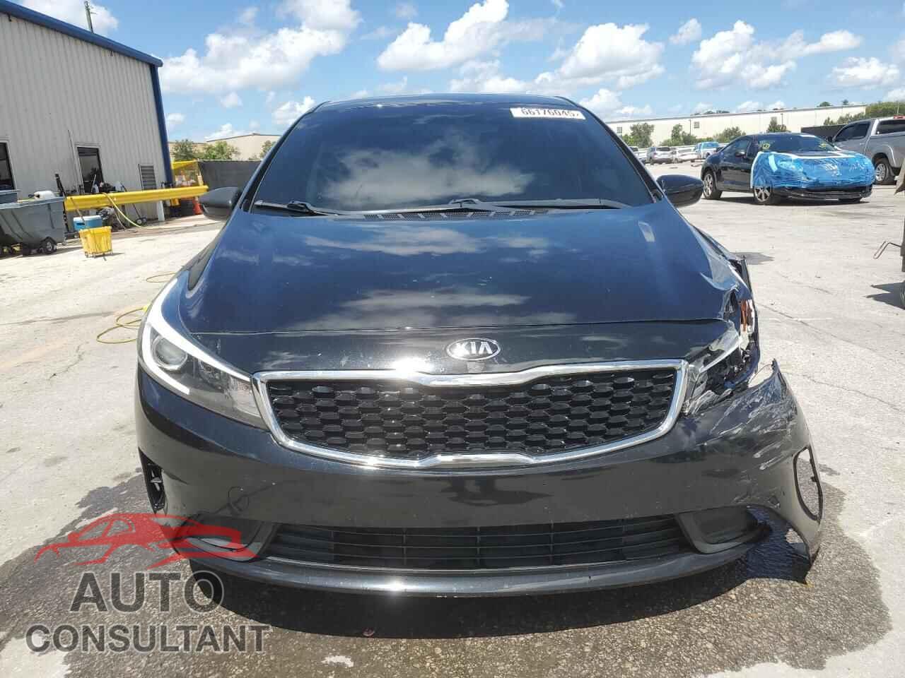 KIA FORTE 2017 - 3KPFK4A70HE017634